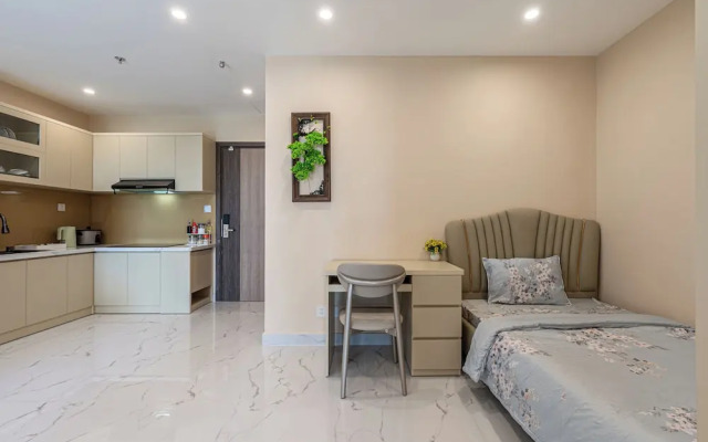 LA Nest 1BR  River View  Near Vincom