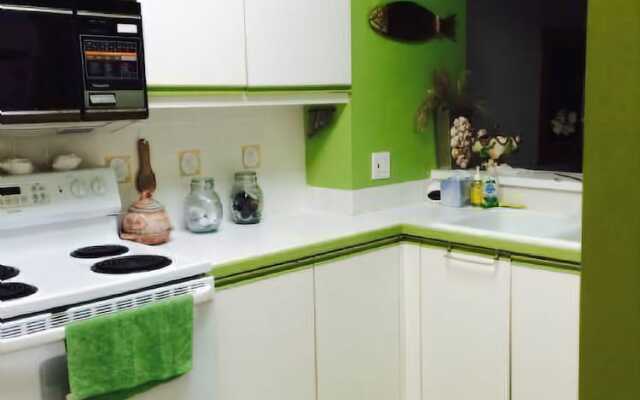 La Peninsula Blvd Condo