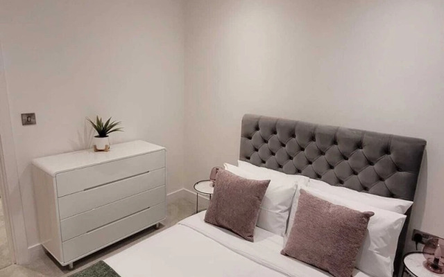 Luxury 2 Bed Flat In The Heart Of Rochester