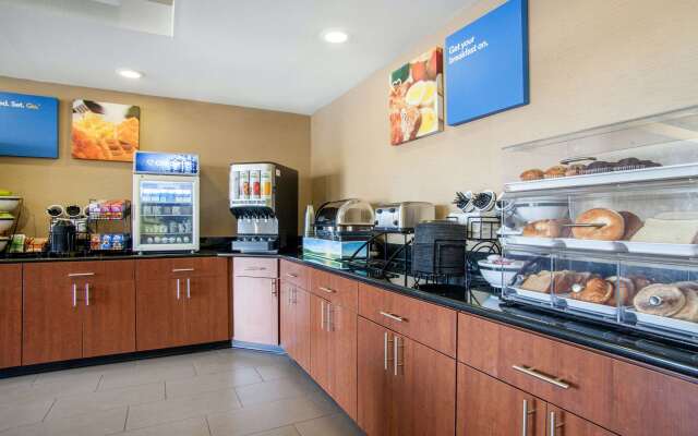 Comfort Inn & Suites Norman near University