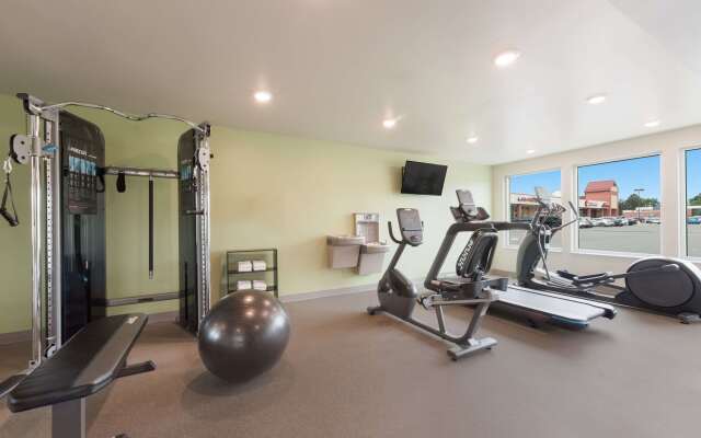 Woodspring Suites Philadelphia Northeast