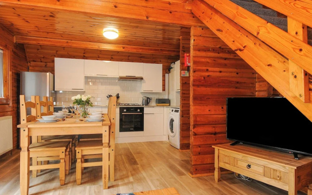 Lodge 32 - Cowslip