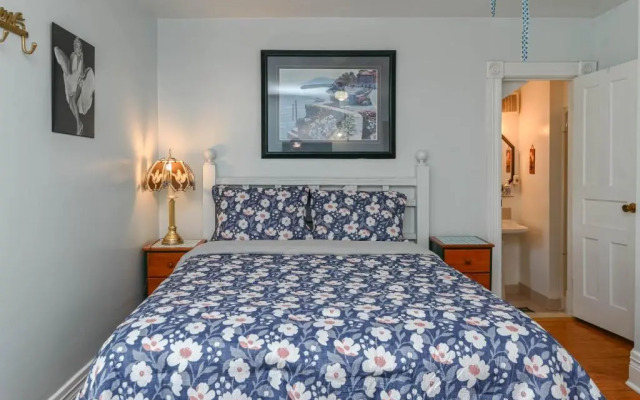 Niagara Inn Bed & Breakfast