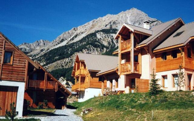 Le Barlèt23 pers Hameau des Chazals Nevache Hautes Alpes