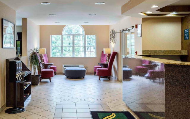 Quality Inn Chester - South Richmond