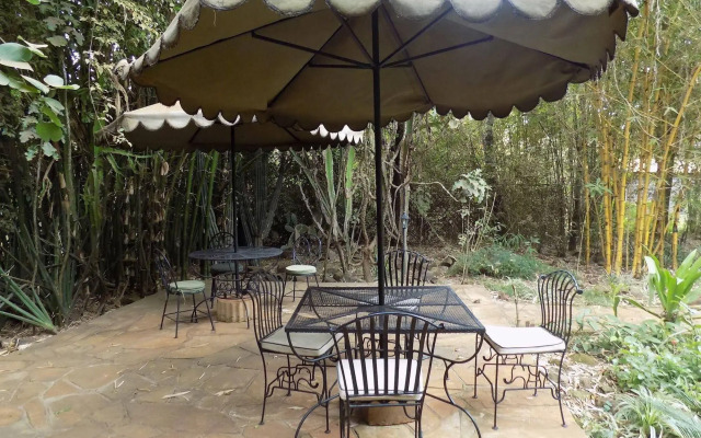 Octagon Lodge