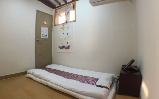 Seoul Lucky Guest House Hanok