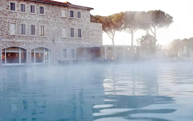 Saturnia 9