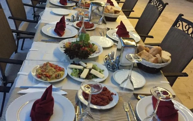 Poyraz Kaptan Apart