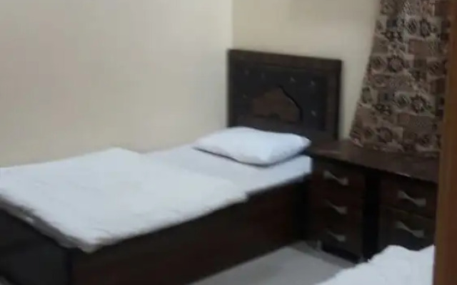 Omseyat Al Sharq Furnished Units 1