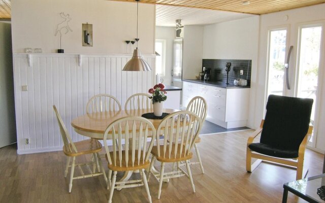 Nice Home in Ljungby With 3 Bedrooms and Wifi