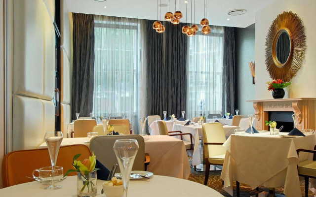 Montcalm Mayfair, Autograph Collection