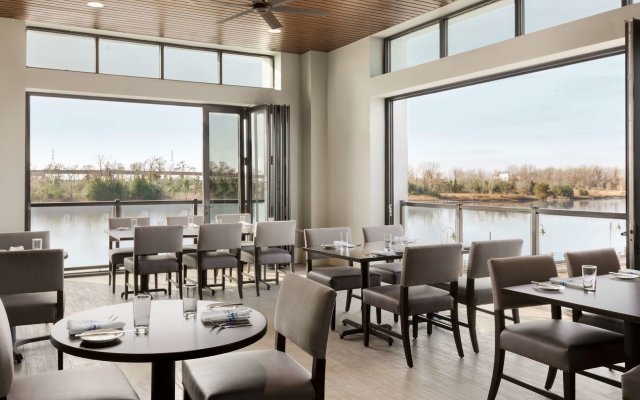 Embassy Suites by Hilton Wilmington Riverfront