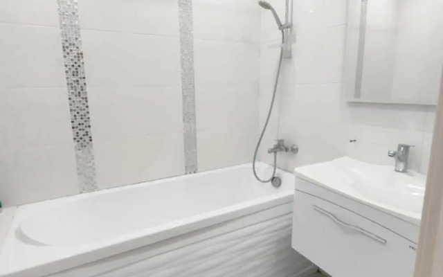 Apartments on Traktorostroiteley Avenue 78k1