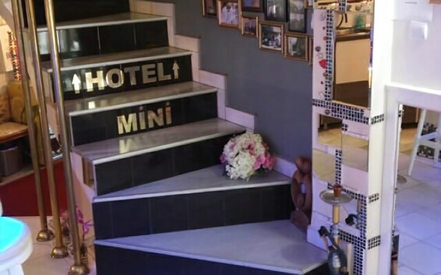 Mini Hotel