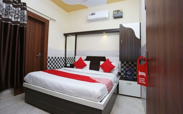 OYO 30451 Hotel Yaduvanshi