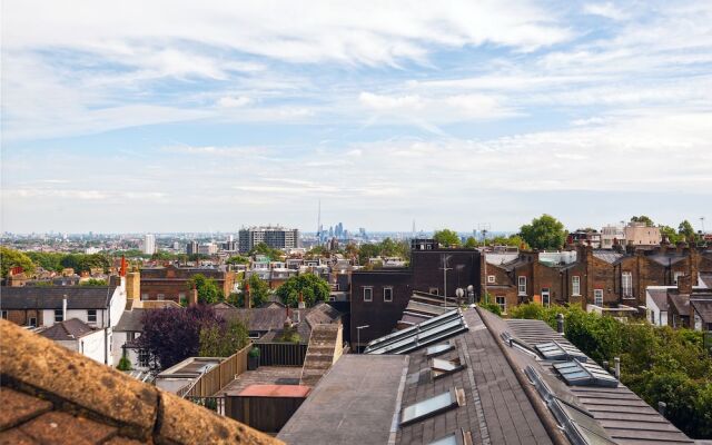 The Hampstead Village House - EB