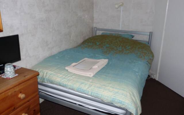 Whitecliff Guesthouse