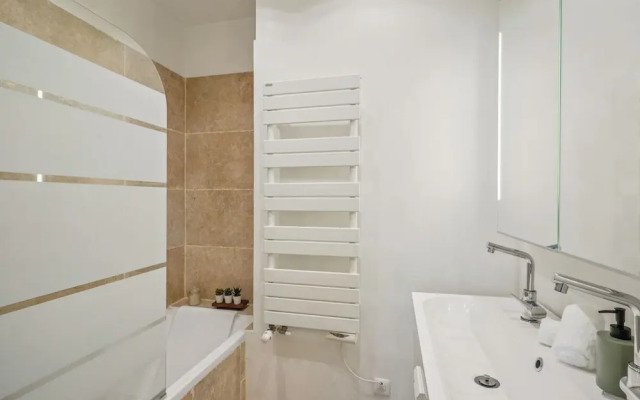 Chic 3BR near Notre-Dame