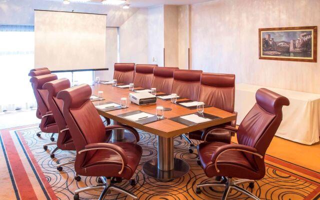 Отель Movenpick Hotel Sarajevo