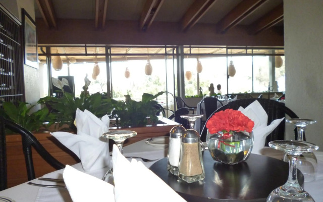 Hotel Fortin Plaza