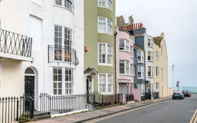 Beautiful 5-story Townhouse With Sea View