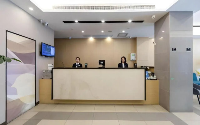 Motel 168 Shanghai Changping Road Metro Station Branch