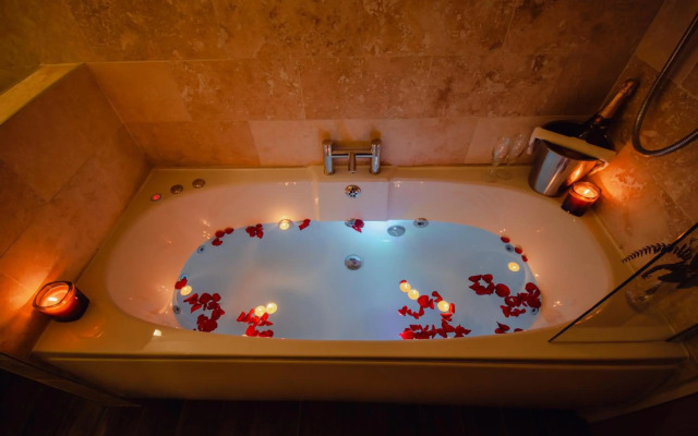 Howfield Manor Hotel