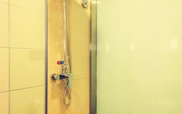 Chengdu Babao Grand Hotel