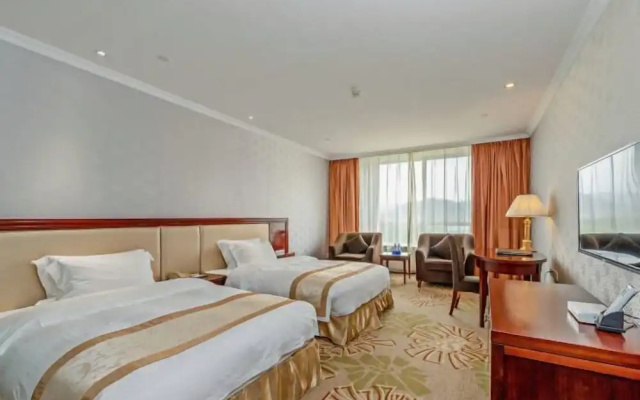 Holiday Inn Triumphal