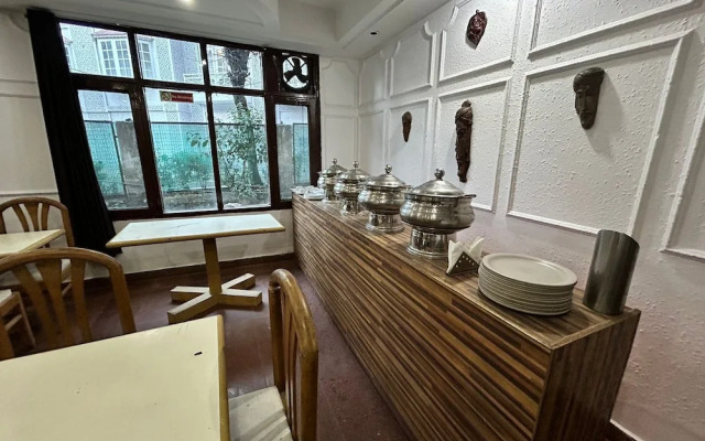 OYO 19766 Hotel Manali Palace