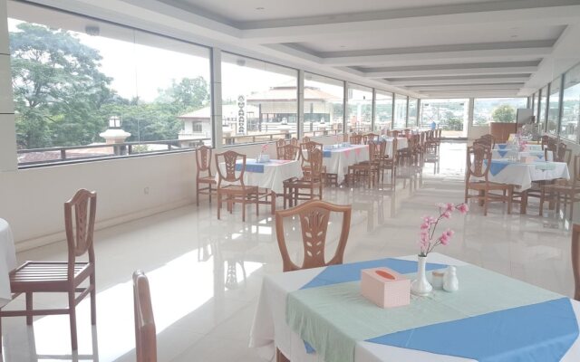 Mya Nanda Hotel