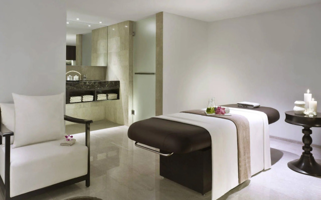 Vivanta Chennai IT Expressway