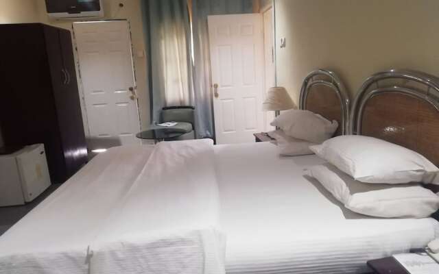 Lamonde Hotel Jos