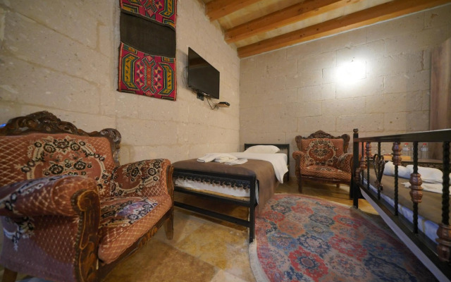 View Cave Hotel