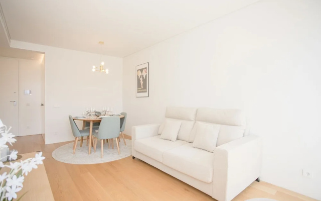 Liiiving - Crystal Palace Apartment