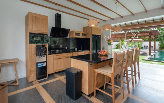 Villa Suka Sawah by Villa Finder