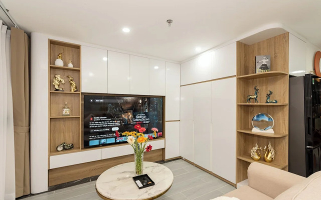 Myrcella Apartment