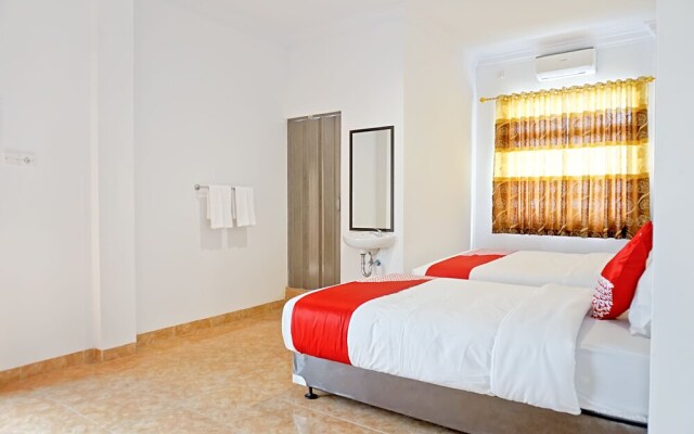 Khasanah Residence By OYO Rooms