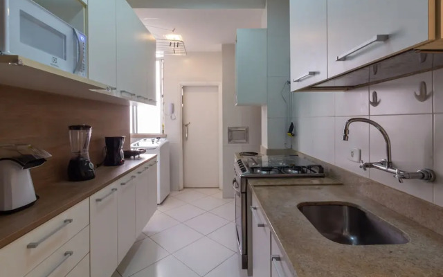 2 Minutes From Copacabana Beach D302