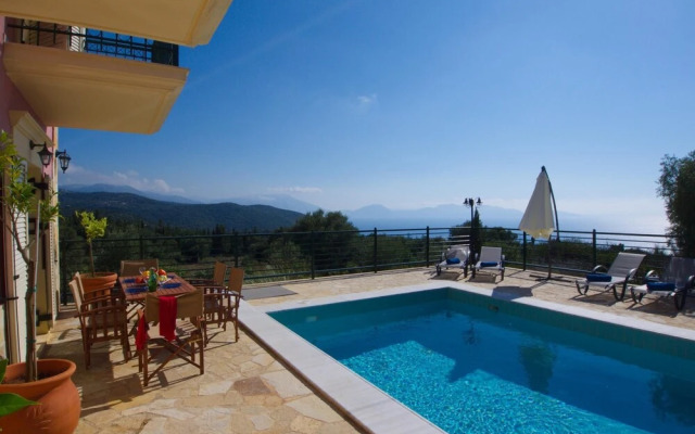 Villa Mandola Dazzling Views of Pine Trees Blue sea