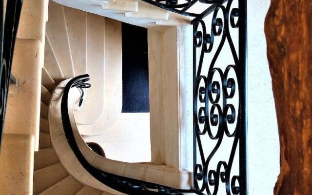 Hotel Manoir de Mathan