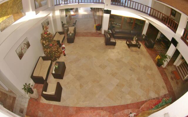 Hotel Solamar Inn