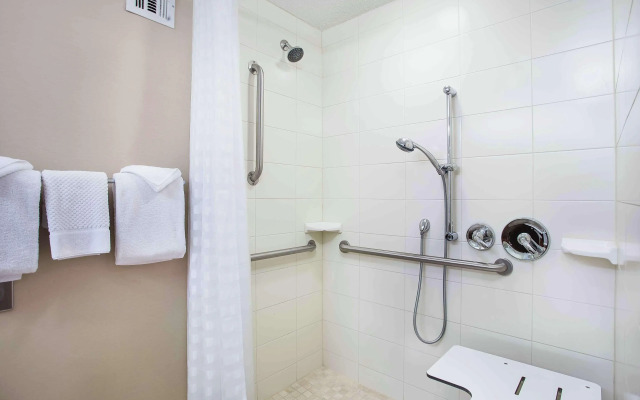 Embassy Suites by Hilton Lexington/UK Coldstream