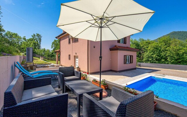 Amazing Home in Veprinac With Outdoor Swimming Pool, Wifi and 4 Bedrooms