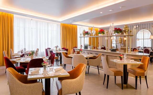 Best Western Premier Hotel & Spa Les Sept Fontaines