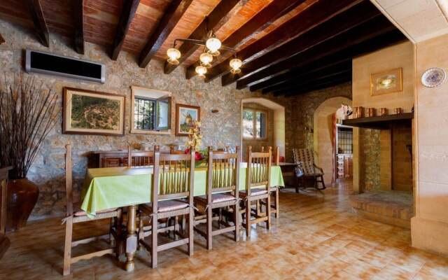 Villa - 5 Bedrooms with Pool and WiFi - 103125