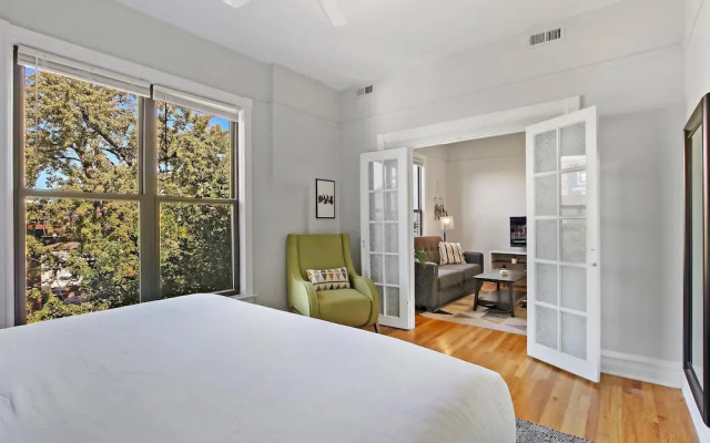 Cozy 3BR Gem - Lincoln 3E