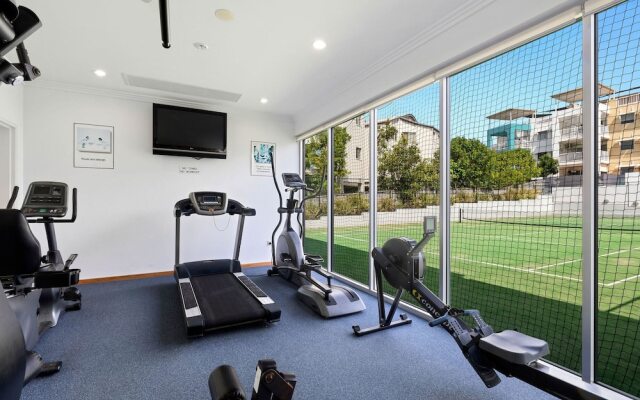 2BR Coolum Beach Escape