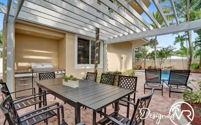 The Nia Tower Ultimate Beach House